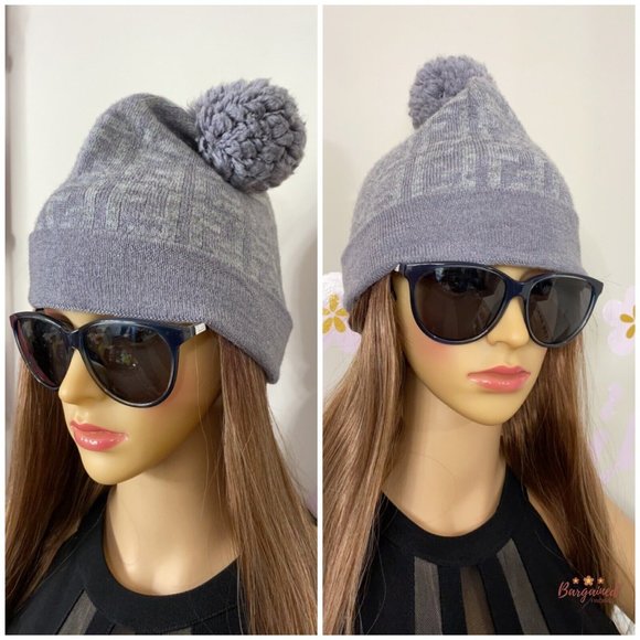 Authentic Fendi Bi-Colored Wool Gray/Light Gray Zucca Monogram PomPon Beanie Hat - Picture 5 of 12